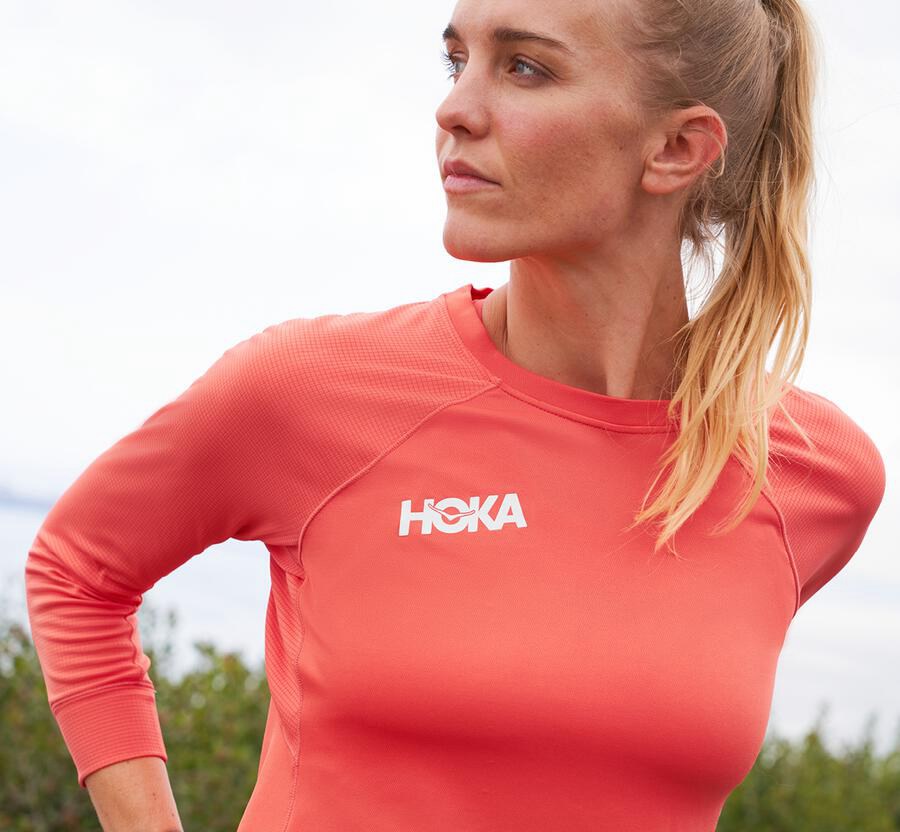 Top Hoka One One Feminino Laranja - Performance 3/4 Manga - 867-IUXHPG